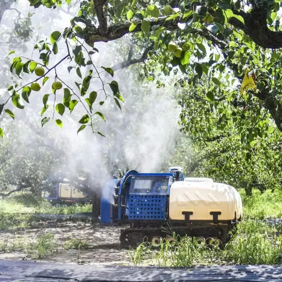 Rociador no tripulado teledirigido de la agricultura del robot de la agricultura del rociador del viñedo